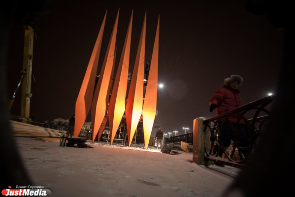 Власти Екатеринбурга выбирают новое место для размещения Краснознаменной группы - Фото 1