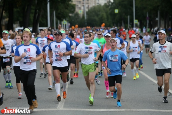 Участники марафона «Европа—Азия» побегут по Московскому тракту - Фото 1