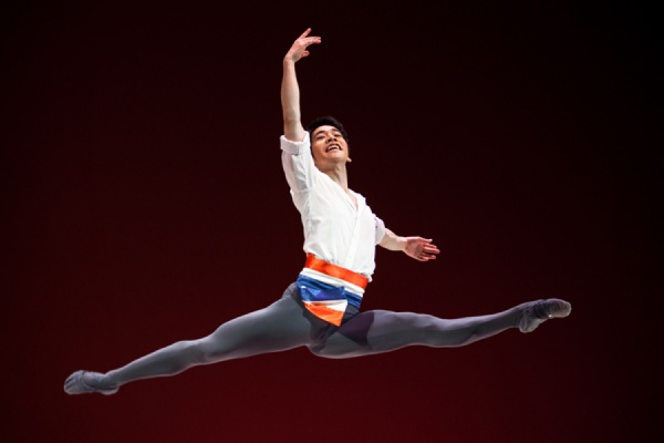 Солист екатеринбургского балета стал обладателем первой премии престижного балетного конкурса - Фото 1