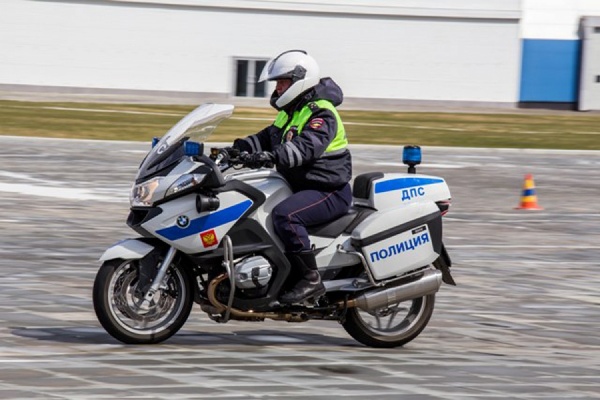 За безопасностью дорожного движения в Екатеринбурге будут следить мотопатрули ДПС - Фото 1