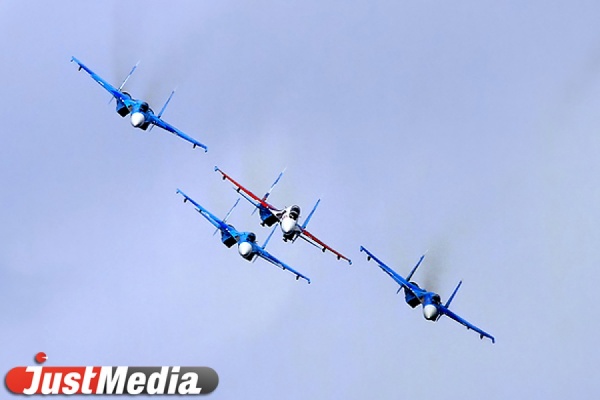 «Стрижи» вновь покажут высший пилотаж в небе над Екатеринбургом - Фото 1