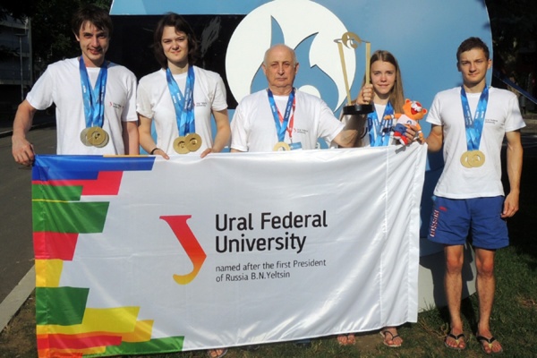 Сборная УрФУ заняла первое место на Европейских играх по скалолазанию - Фото 1