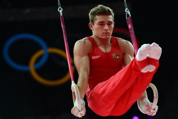 Должен был занять третье место. Уральский гимнаст Давид Белявский стал четвертым в личном многоборье