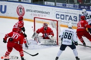 Нижнетагильский «Спутник» заявил в состав команды девять хоккеистов «Автомобилиста»