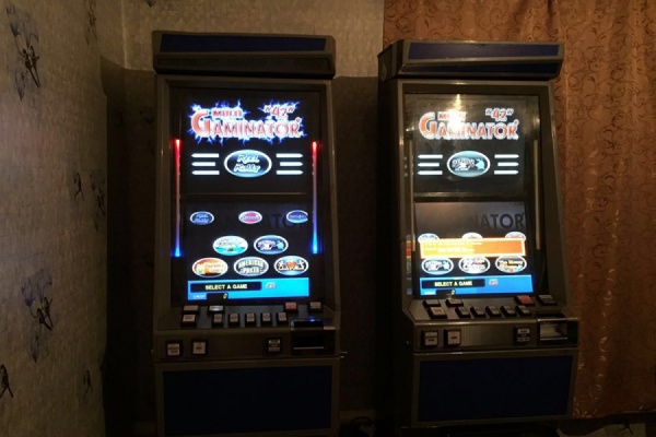 В Екатеринбурге игровые автоматы установили в частном доме - Фото 1