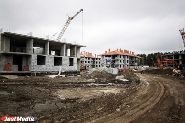 Эксперты: «Пока экономика кардинально не изменится к лучшему, рынок жилья будет оставаться в стагнации» - Фото 1