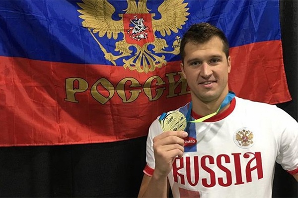 Уральский пловец Никита Лобинцев завоевал золотую медаль на чемпионате мира в Канаде - Фото 1