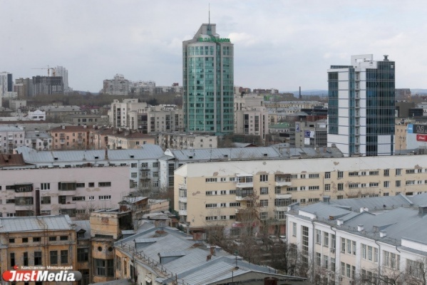 Объем строительства снижается, спрос на аренду остается на низком уровне: эксперты отмечают стагнацию на рынке офисной недвижимости Екатеринбурга - Фото 1