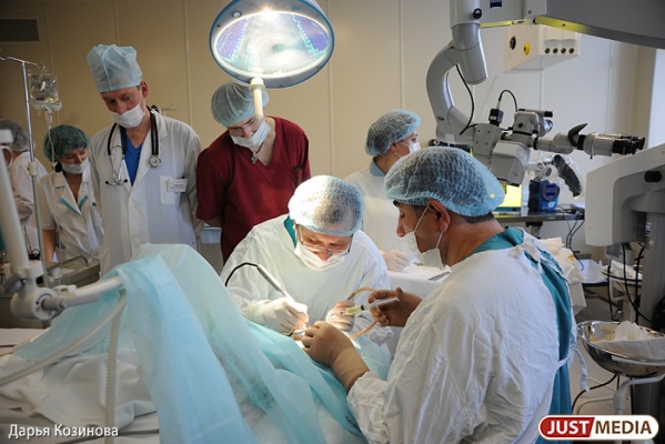 В ОДКБ№1 урологи провели уникальную операцию по удалению опухоли шестилетнему мальчику - Фото 1