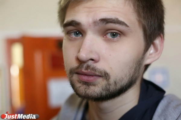 Суд отклонил просьбу блогера Соколовского видеться со своей девушкой - Фото 1