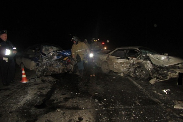 На Серовском тракте водитель без прав утроил смертельное ДТП - Фото 1