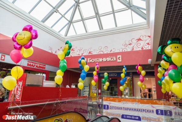 Торговые центры Екатеринбурга привлекают посетителей магазинами для творчества - Фото 1