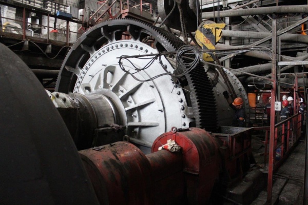 На обогатительной фабрике Учалинского ГОКа добились уменьшения фракции измельчаемой руды - Фото 1