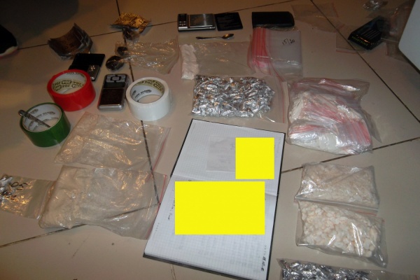 В Нижнем Тагиле полицейские изъяли у трех наркоторгорцев 7000 доз «синтетики». ФОТО - Фото 1