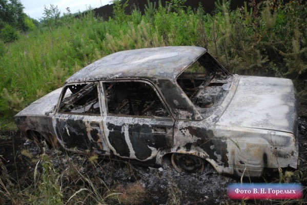 В Березовском мужчина убил своего друга-именинника и сжег его труп вместе с машиной - Фото 1