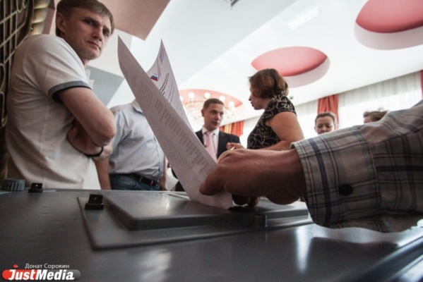 Облизбирком зарегистрировал первых кандидатов в губернаторы. Ими стали Сергин и Торощин - Фото 1