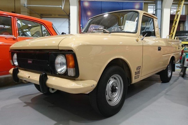 В Музее автомобильной техники УГМК появился советский «банановоз» - Фото 1