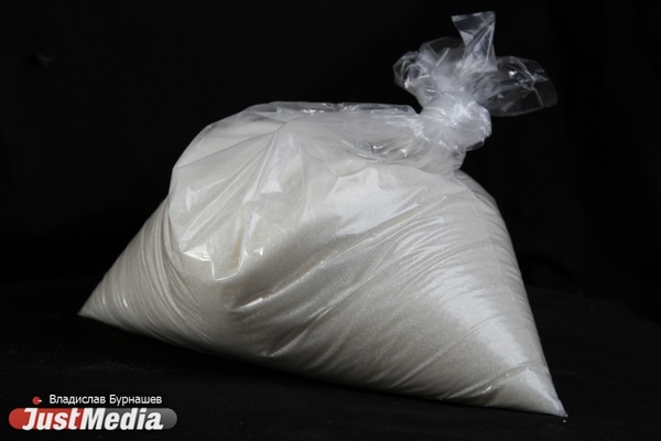 В Нижнем Тагиле судили грузчиков, водителей и охранников кондитерской фабрики, укравших 15 тонн сахара - Фото 1