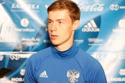 Нападающий «Урала» Ильин может не сыграть за сборную