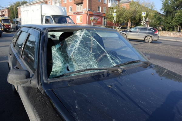 В Екатеринбурге в двух ДТП пострадали пешеходы - Фото 1