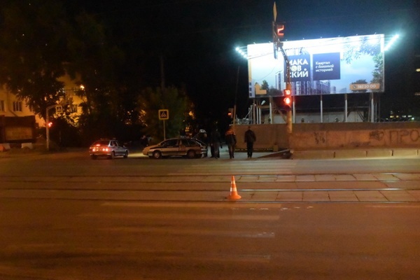 В Екатеринбурге водитель сбил подростка-велосипедиста и скрылся с места ДТП - Фото 1