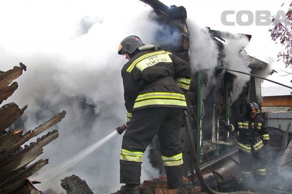 СКР начал проверку пожара в Горном Щите, в котором погиб человек - Фото 1