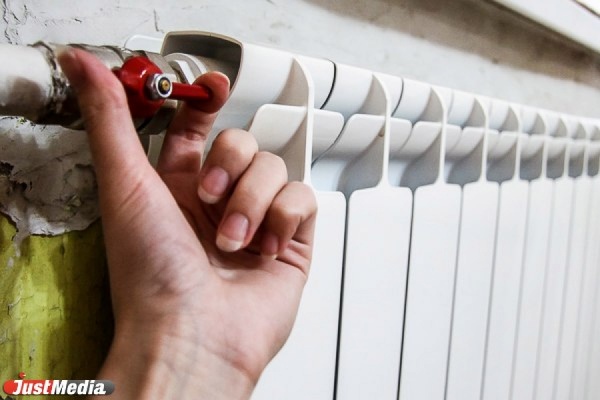  «Люди мерзнут»: екатеринбуржцы жалуются на отсутствие тепла в квартирах - Фото 1