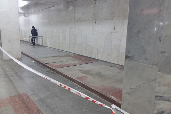 На станциях метро «Динамо» и «Машиностроителей» убрали киоски - Фото 1
