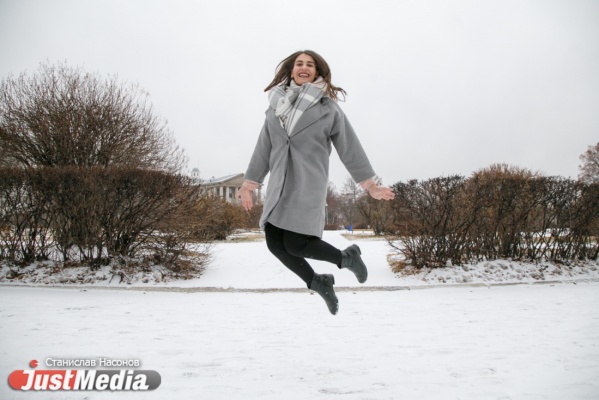 Залина Бахишева, редактор-координатор: «За окном падает снег, и хочется тепла». В Екатеринбурге минус три градуса. ФОТО, ВИДЕО - Фото 1
