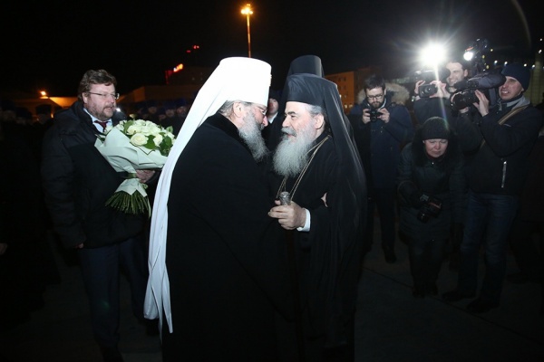 «Преемник святых апостолов», иерусалимский патриарх Феофил III прибыл в Екатеринбург после встречи с Путиным - Фото 1