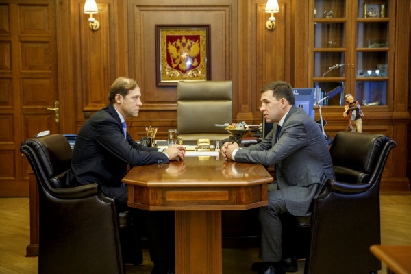 Куйвашев отчитался Мантурову за миллиарды, выделенные из бюджета на промышленность - Фото 1