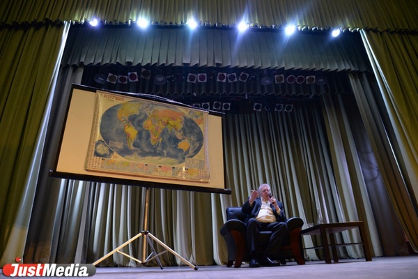 «Это список мошенников, а они радуются». Жириновский высказался о фигурантах «кремлевского доклада»   - Фото 1