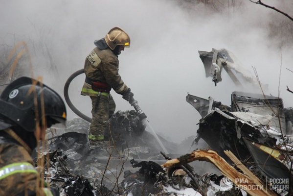 В Хабаровске потерпел крушение вертолет. Все, кто находился на борту, погибли - Фото 1