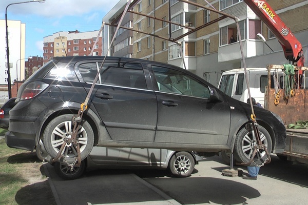 Приставы арестовали Opel, чтобы возместить ущерб пострадавшему в ДТП - Фото 1