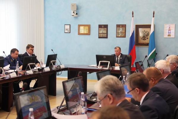 Орлов назначил ответственных за безопасность на избирательных участках во время выборов - Фото 1