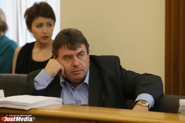 Эсеры не смогли снять единоросса Найданова с выборов в ЕГД - Фото 1