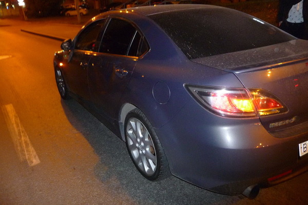 На Гурзуфской Mazda сбила появившегося из неоткуда пешехода - Фото 1