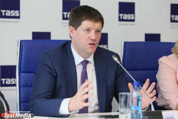 Вице-губернатор Сергей Бидонько заявил о завершении политического кризиса в Белоярке - Фото 1