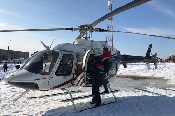 Шестимесячного малыша с пневмонией доставили вертолетом из Туринска в Екатеринбург  - Фото 1