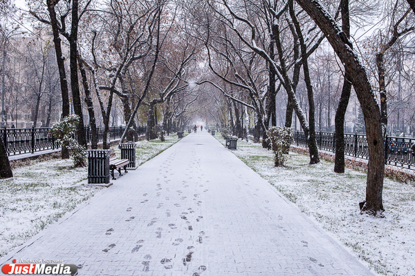 Не спешите «переобуваться»! В Екатеринбурге ожидают минусовую температуру и снег - Фото 1