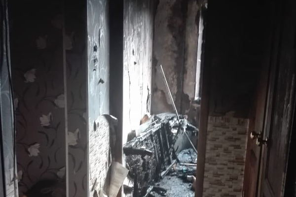 В Екатеринбурге в сгоревшей квартире нашли труп 66-летней женщины  - Фото 1