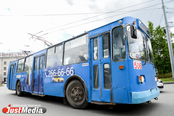 В Екатеринбурге до 5 сентября закрыли троллейбусный маршрут №13 - Фото 1