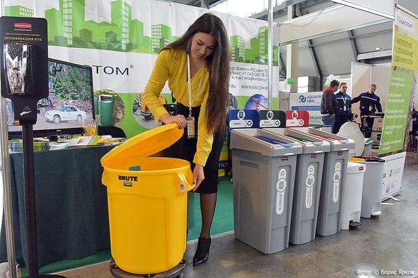 Место для мусора: область дополнительно закупит 25 тысяч евроконтейнеров - Фото 1
