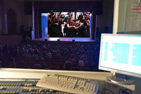В шести виртуальных концертных залах Свердловской области зазвучала живая музыка - Фото 1