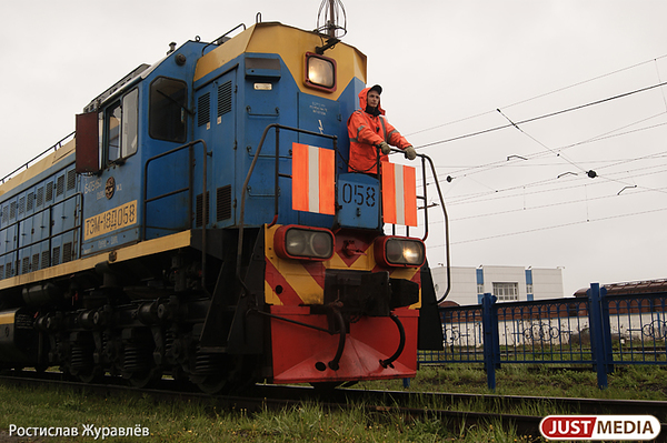 На Урале поезд сбил байкера - Фото 1