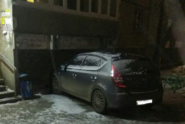 В Екатеринбурге сотрудник полиции при задержании застрелил подозреваемого в хранении наркотиков - Фото 1