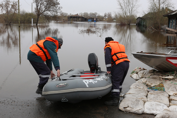 В Свердловской области из-за паводков будет ограничено сообщение с 27 населенными пунктами - Фото 1