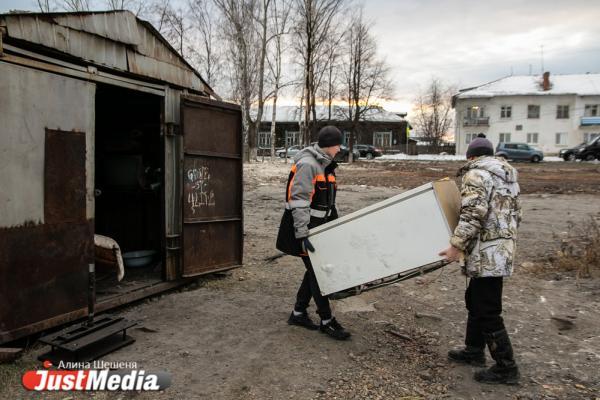 Уральский олигарх купил квартиры для погорельцев из поселка Ис - Фото 1