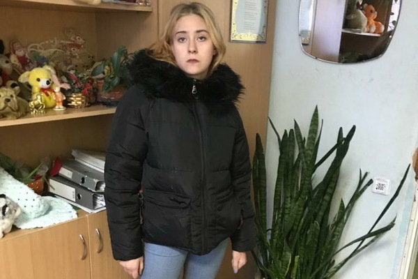 Полиция Екатеринбурга ищет несовершеннолетнюю, которая ушла из дома еще до Нового года и до сих пор не вернулась - Фото 1