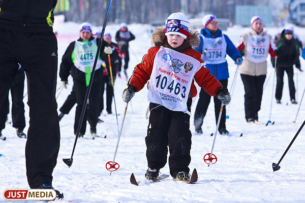 Участники «Лыжни России-2020» смогут бесплатно ездить в екатеринбургском транспорте в день гонки - Фото 1